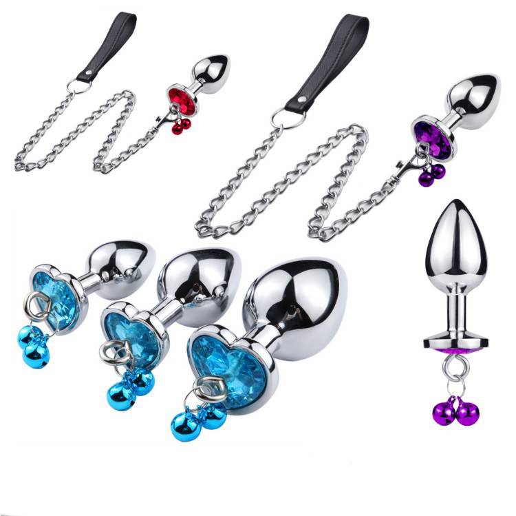 Heart Shaped Butt Plug for Woman, Three Sizes Metal Jeweled Anal Plug with Bell and Traction Chain, Training Butt Plug Sex Toy (1)